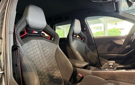 Audi RS 4, 2024 год, 17 990 000 рублей, 8 фотография