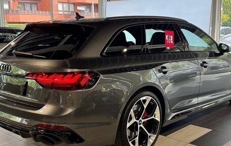 Audi RS 4, 2024 год, 17 990 000 рублей, 4 фотография