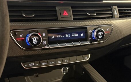 Audi RS 4, 2024 год, 17 990 000 рублей, 16 фотография