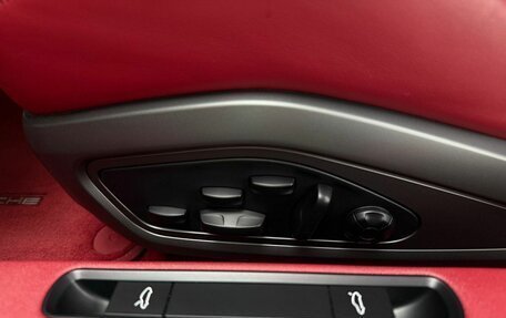 Porsche 911, 2020 год, 25 000 000 рублей, 12 фотография