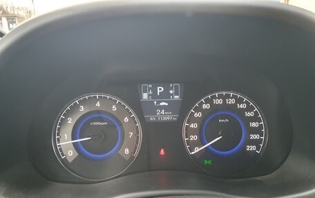 Hyundai Solaris II рестайлинг, 2016 год, 990 000 рублей, 6 фотография