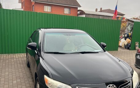 Toyota Camry, 2011 год, 1 350 000 рублей, 2 фотография