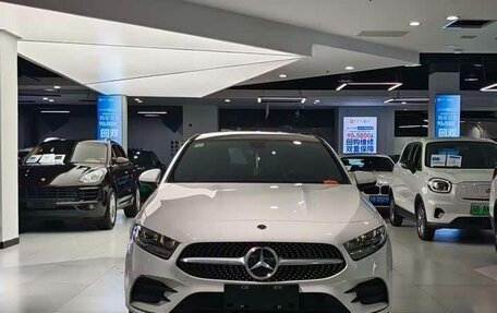 Mercedes-Benz A-Класс, 2021 год, 1 860 000 рублей, 2 фотография