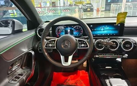 Mercedes-Benz A-Класс, 2021 год, 1 860 000 рублей, 13 фотография