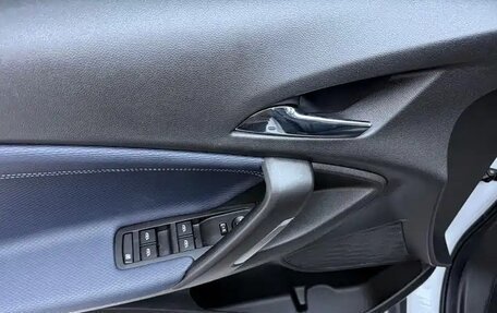 Chevrolet Tracker, 2021 год, 1 485 000 рублей, 10 фотография