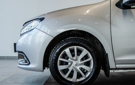 Renault Logan II, 2018 год, 800 000 рублей, 9 фотография