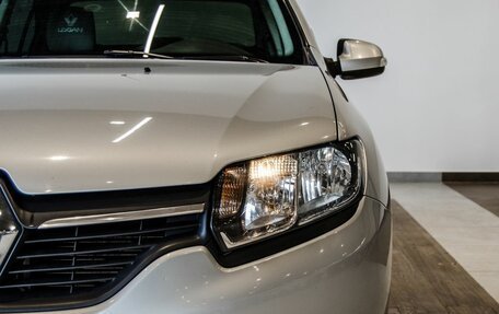 Renault Logan II, 2018 год, 800 000 рублей, 10 фотография