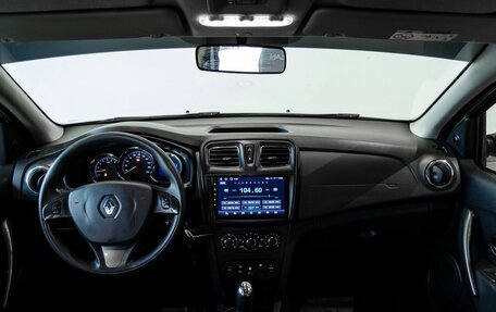 Renault Logan II, 2018 год, 800 000 рублей, 13 фотография
