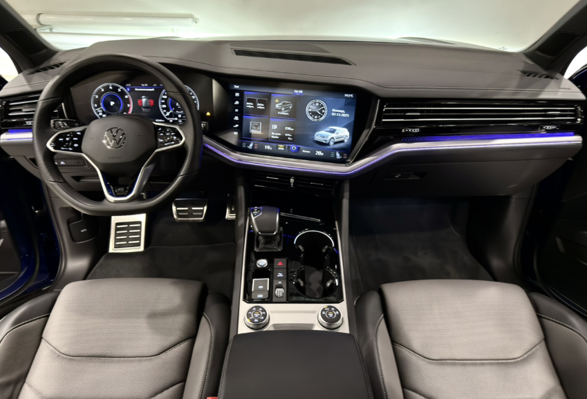 Volkswagen Touareg III, 2022 год, 5 450 000 рублей, 47 фотография