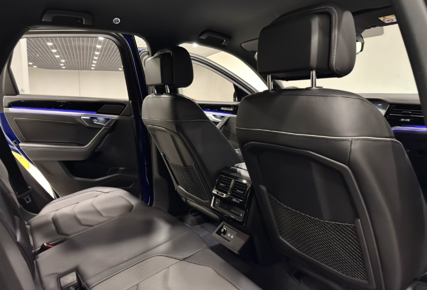 Volkswagen Touareg III, 2022 год, 5 450 000 рублей, 51 фотография