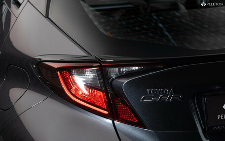 Toyota C-HR I рестайлинг, 2020 год, 2 610 000 рублей, 25 фотография
