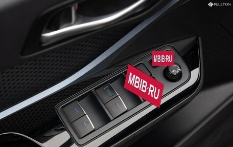 Toyota C-HR I рестайлинг, 2020 год, 2 610 000 рублей, 20 фотография