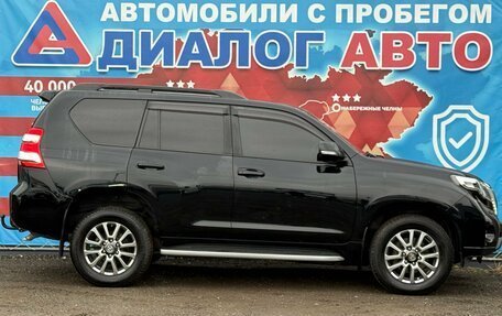 Toyota Land Cruiser Prado 150 рестайлинг 2, 2017 год, 3 669 000 рублей, 2 фотография