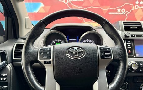 Toyota Land Cruiser Prado 150 рестайлинг 2, 2017 год, 3 669 000 рублей, 12 фотография
