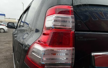 Toyota Land Cruiser Prado 150 рестайлинг 2, 2017 год, 3 669 000 рублей, 10 фотография