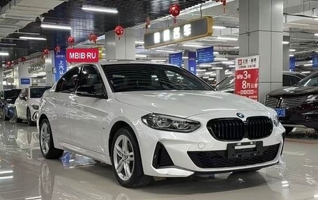 BMW 1 серия, 2021 год, 1 860 000 рублей, 3 фотография