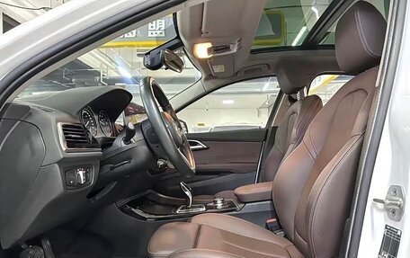 BMW 1 серия, 2021 год, 1 860 000 рублей, 10 фотография