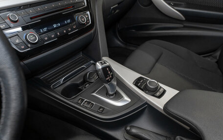 BMW 3 серия, 2016 год, 1 570 000 рублей, 14 фотография