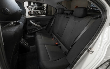 BMW 3 серия, 2016 год, 1 570 000 рублей, 12 фотография