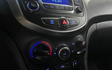 Hyundai Solaris II рестайлинг, 2014 год, 1 058 000 рублей, 14 фотография