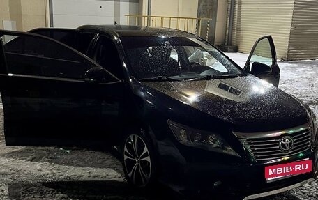 Toyota Camry, 2014 год, 1 700 000 рублей, 8 фотография