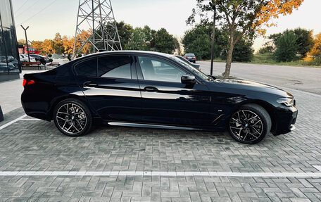 BMW 5 серия, 2021 год, 5 200 000 рублей, 2 фотография