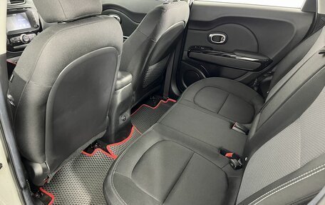 KIA Soul II рестайлинг, 2018 год, 1 600 000 рублей, 9 фотография