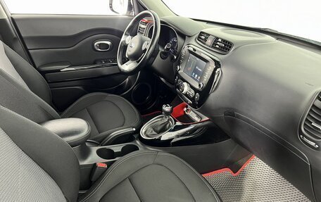 KIA Soul II рестайлинг, 2018 год, 1 600 000 рублей, 20 фотография