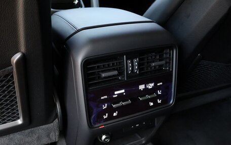 Porsche Cayenne III, 2024 год, 17 790 600 рублей, 16 фотография