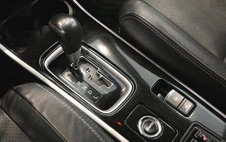 Mitsubishi Outlander III рестайлинг 3, 2018 год, 2 250 000 рублей, 16 фотография