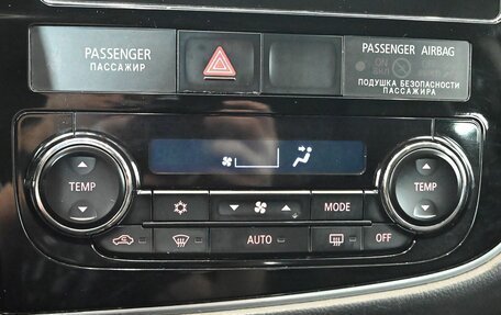 Mitsubishi Outlander III рестайлинг 3, 2018 год, 2 250 000 рублей, 18 фотография