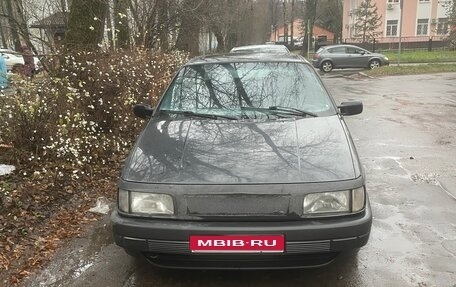 Volkswagen Passat B3, 1992 год, 185 000 рублей, 1 фотография