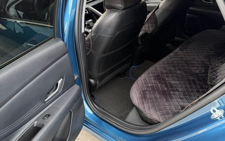 Hyundai Elantra, 2023 год, 1 920 000 рублей, 10 фотография