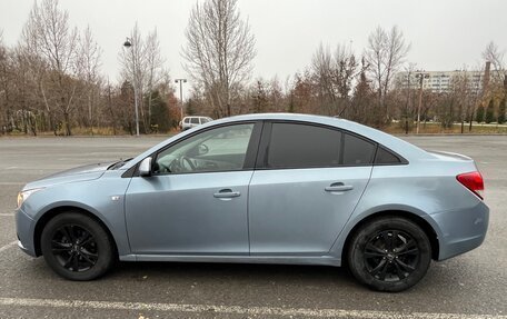 Chevrolet Cruze II, 2012 год, 719 000 рублей, 3 фотография