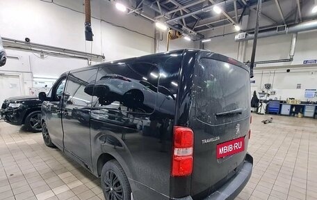 Peugeot Traveller I, 2020 год, 2 600 000 рублей, 5 фотография