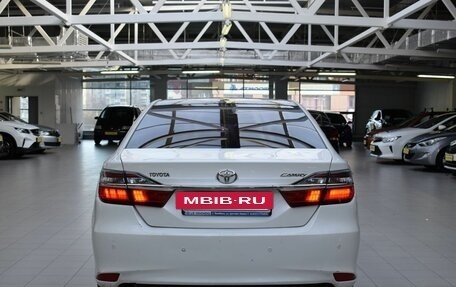 Toyota Camry, 2015 год, 1 400 000 рублей, 6 фотография