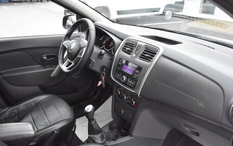 Renault Sandero II рестайлинг, 2021 год, 1 300 000 рублей, 19 фотография