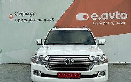Toyota Land Cruiser 200, 2010 год, 3 400 000 рублей, 2 фотография