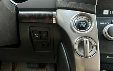 Toyota Land Cruiser 200, 2010 год, 3 400 000 рублей, 11 фотография