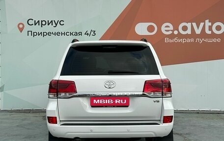 Toyota Land Cruiser 200, 2010 год, 3 400 000 рублей, 5 фотография