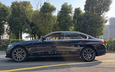 BMW 3 серия, 2022 год, 2 900 000 рублей, 4 фотография