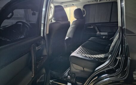 Toyota Land Cruiser 200, 2010 год, 3 000 000 рублей, 11 фотография