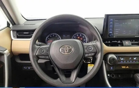 Toyota RAV4, 2020 год, 4 085 384 рублей, 9 фотография