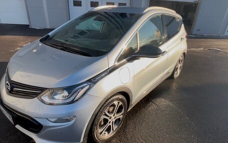 Opel Ampera II, 2017 год, 1 590 000 рублей, 1 фотография
