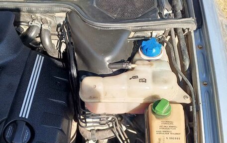 Audi A8, 1999 год, 550 000 рублей, 12 фотография