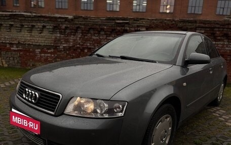 Audi A4, 2002 год, 520 000 рублей, 9 фотография