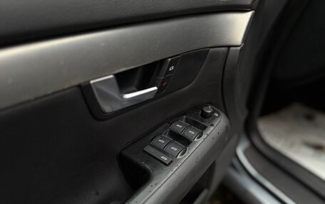 Audi A4, 2002 год, 520 000 рублей, 32 фотография