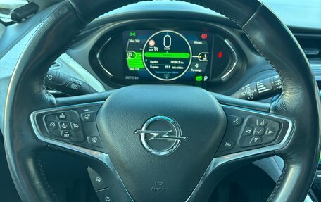 Opel Ampera II, 2017 год, 1 590 000 рублей, 9 фотография