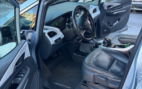 Opel Ampera II, 2017 год, 1 590 000 рублей, 12 фотография