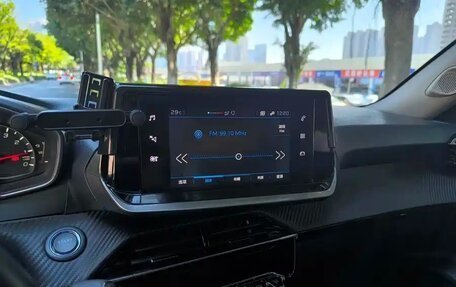 Peugeot 2008 II, 2022 год, 1 525 000 рублей, 17 фотография